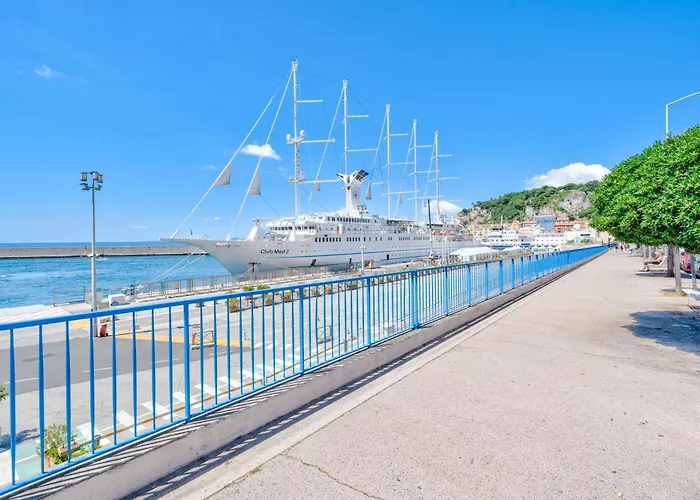Port De Nice,