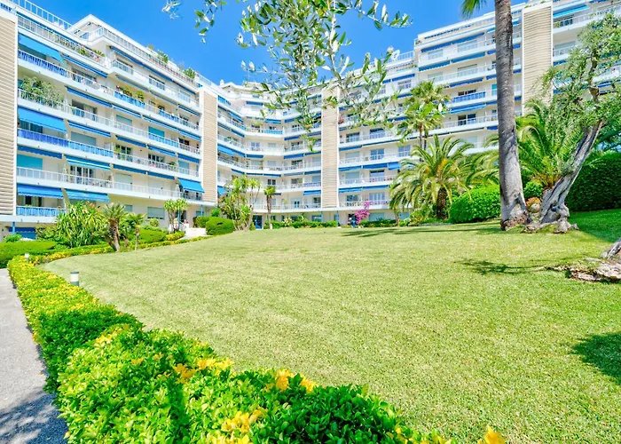 Appartement Port De Nice, *