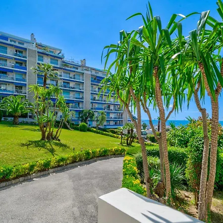 Appartement Port De Nice, *